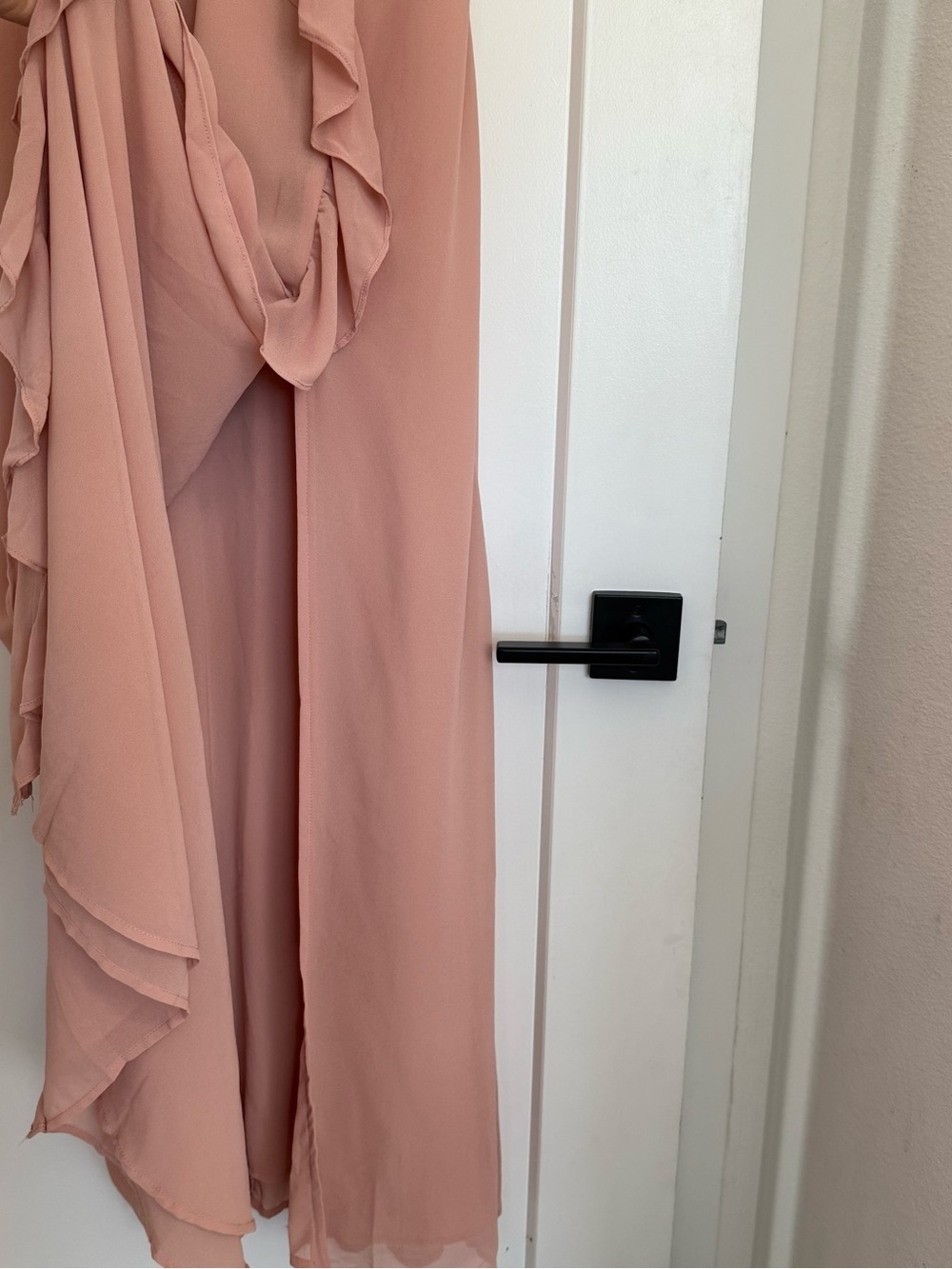 ASTR The Label Adoria Ruffle Side Slit Maxi Dress Nude Peach Size S - Picture 3 of 6